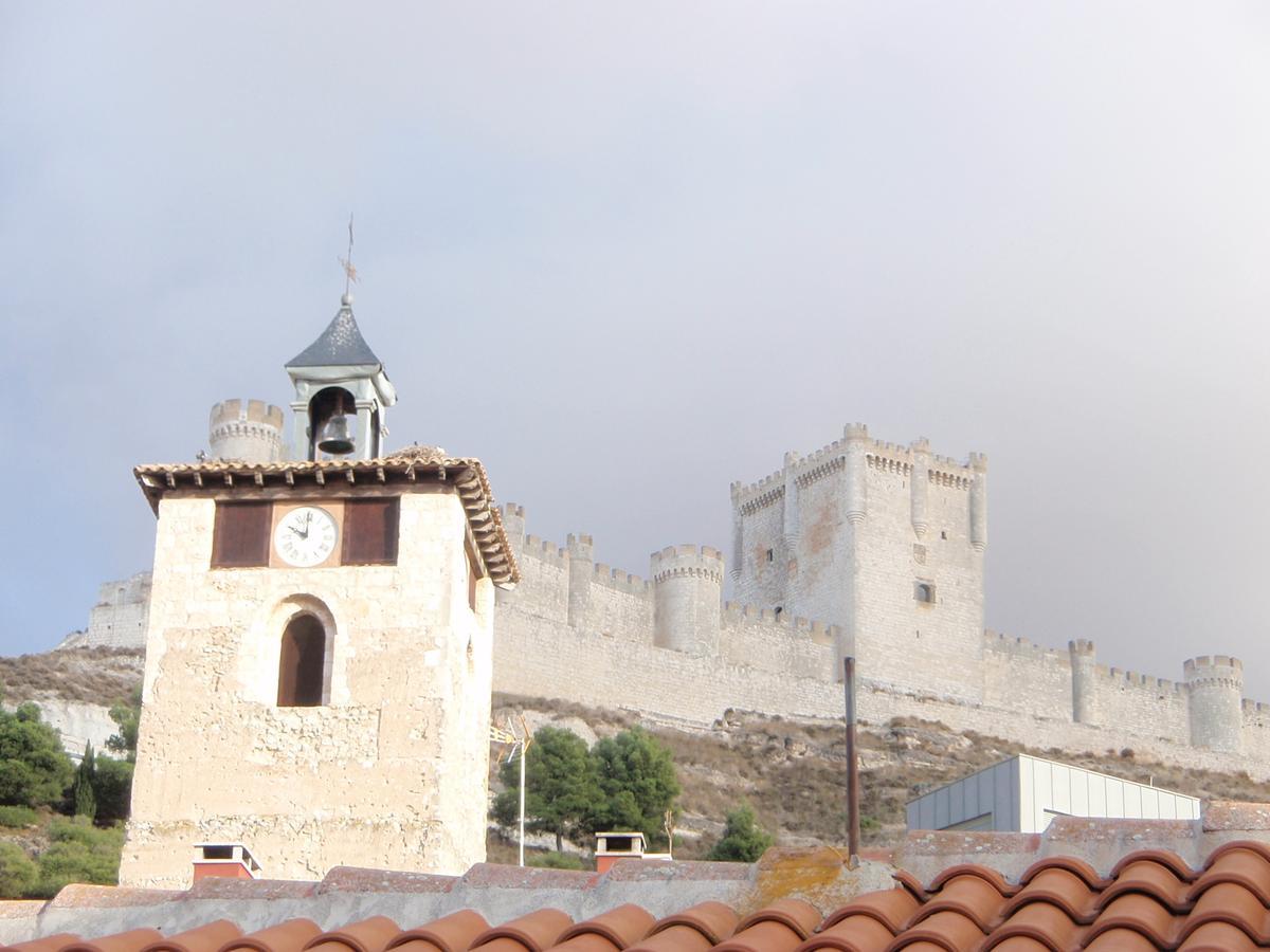 Alojamiento Rural Pueblo De La Ribera Peñafiel Εξωτερικό φωτογραφία