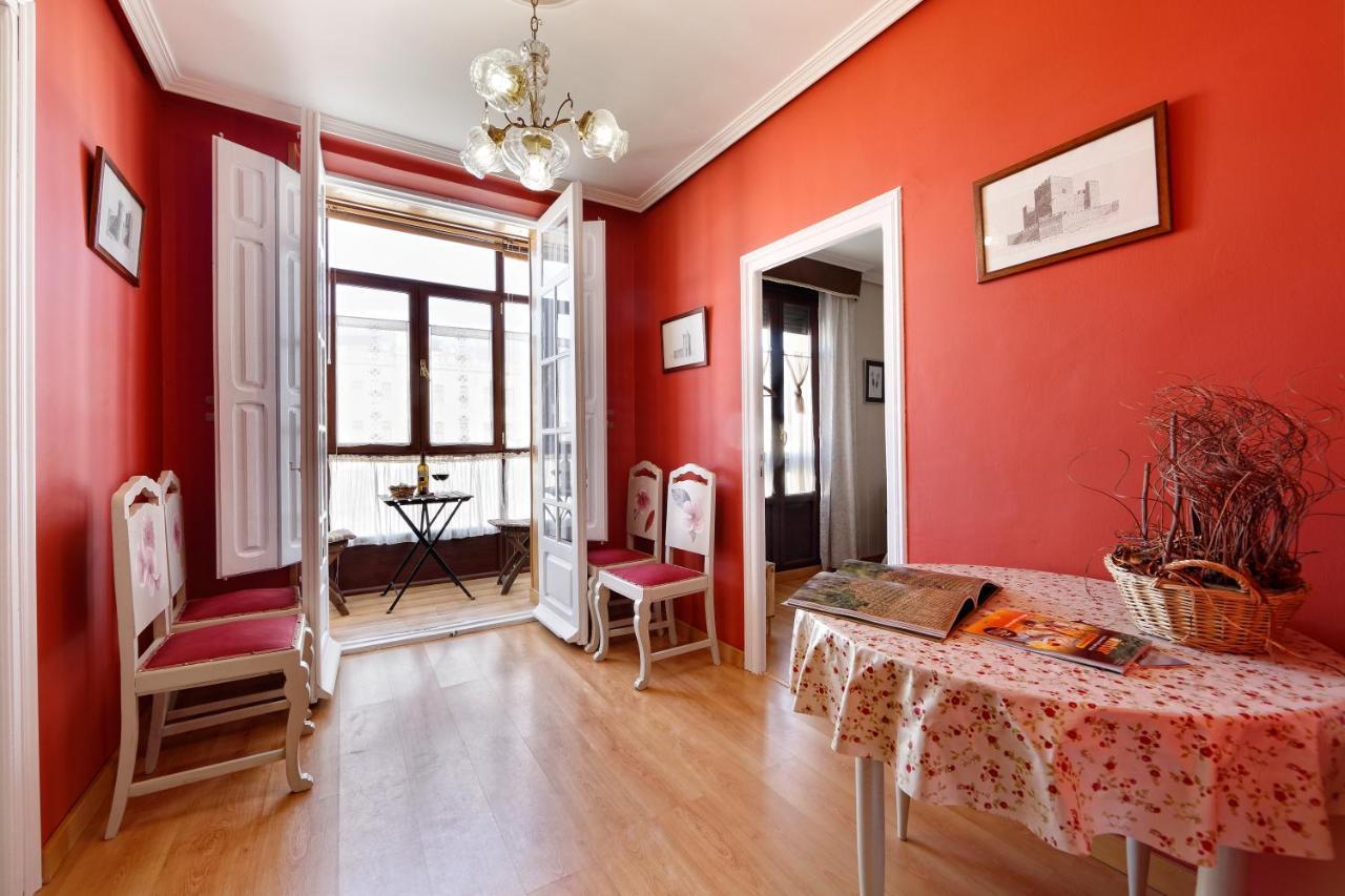 Alojamiento Rural Pueblo De La Ribera Peñafiel Εξωτερικό φωτογραφία
