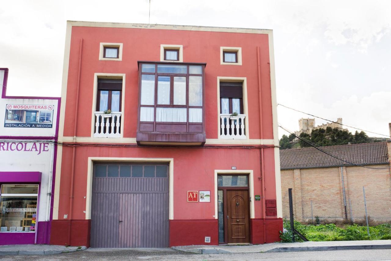 Alojamiento Rural Pueblo De La Ribera Peñafiel Εξωτερικό φωτογραφία